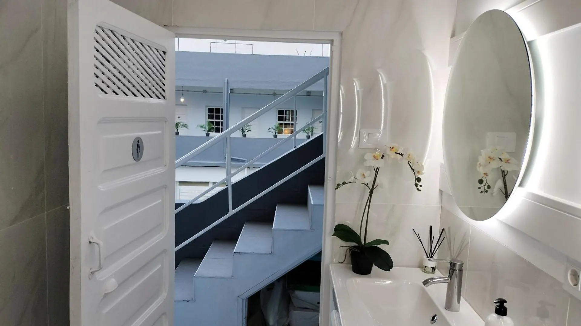Room27- City Center La Laguna  Bed & Breakfast